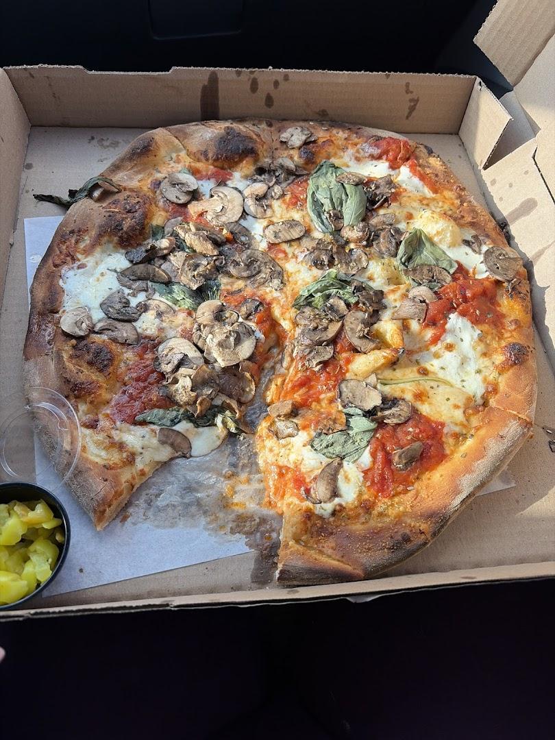 Rojas Wood Fired Pizza